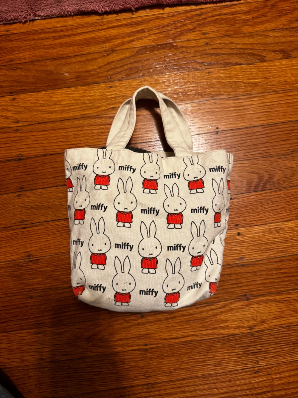 Miffy lunch tote